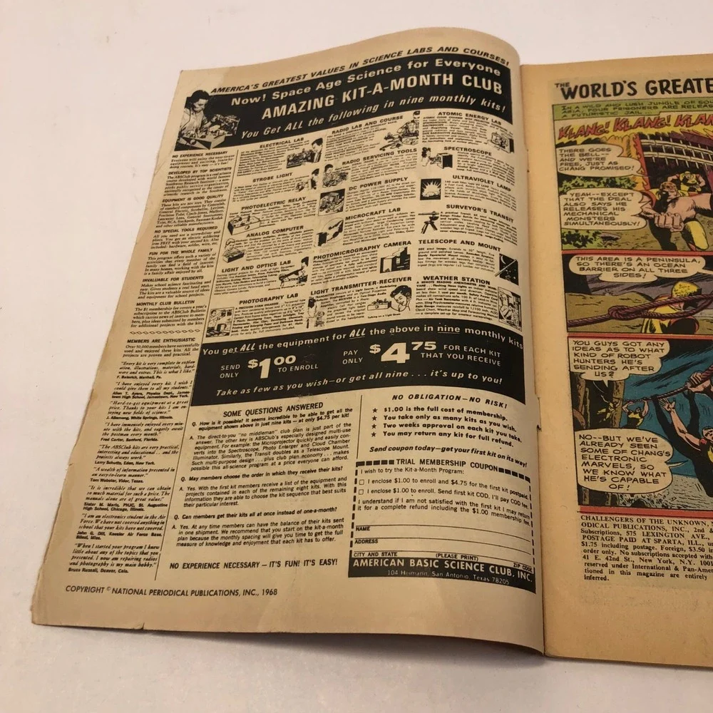 Challengers of the Unknown #61 DC Comics 1968 The‎ Robot Hounds of Chang